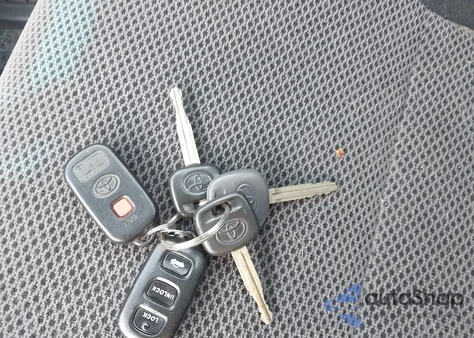 2003 Toyota Camry Se from USA, damaged, VIN JTDBE32K030230040